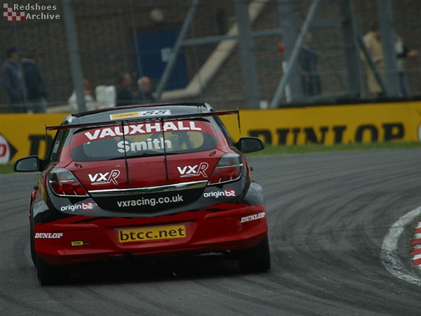 Gavin Smith - Vauxhall Astra Sport Hatch