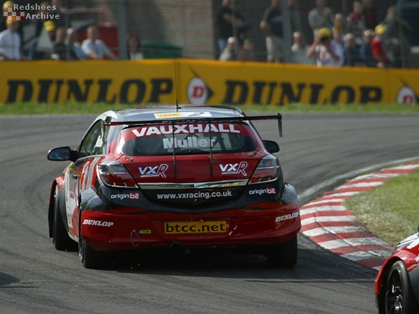 Yvan Muller - Vauxhall Astra Sport Hatch