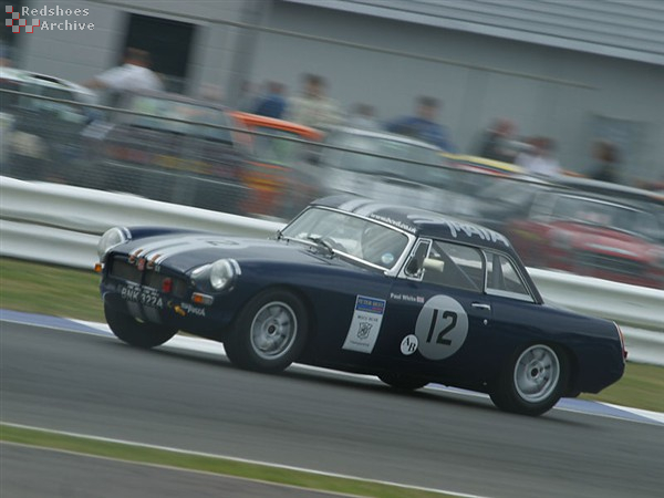Paul White - MGB GT V8