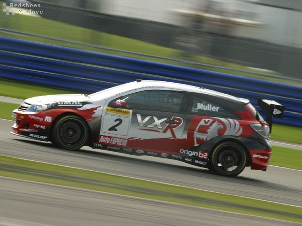 Yvan Muller - Vauxhall Astra Sport Hatch