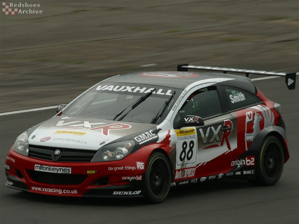 Gavin Smith - Vauxhall Astra Sport Hatch