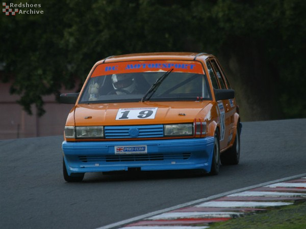 Philip Emsley - MG Maestro EFi