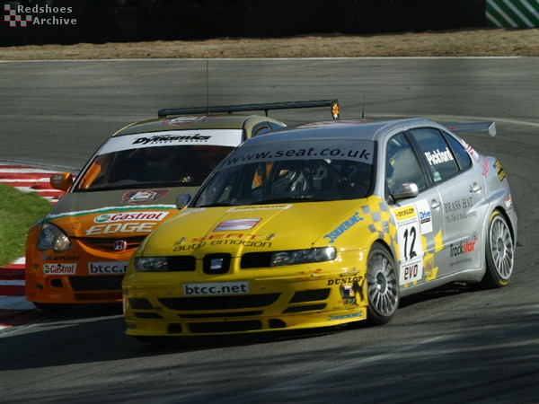 James Pickford / Gareth Howell