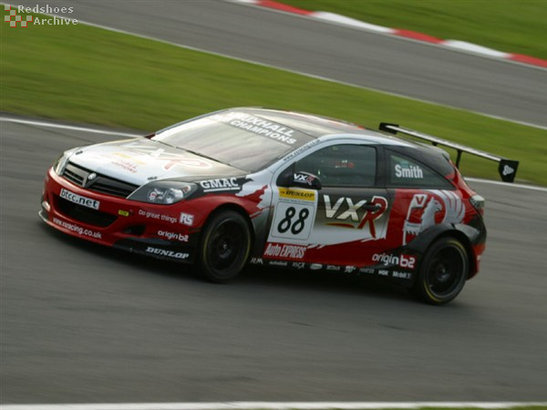 Gavin Smith - Vauxhall Astra Sport Hatch