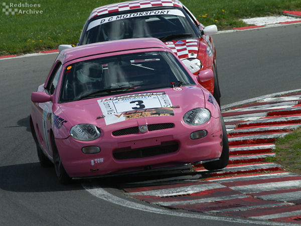 Ian Deaves - MGF