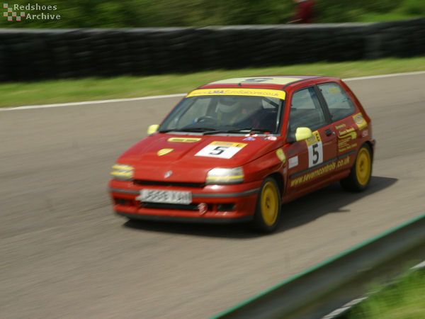 Neil Threadgill - Renault Clio