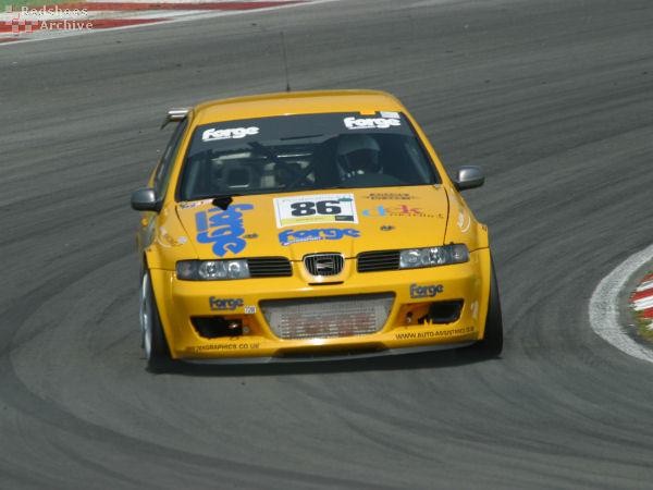 Horton / Cunningham - Seat Leon Cupra R