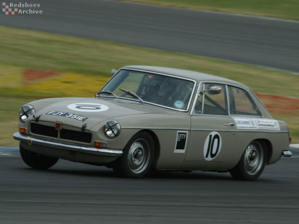 Desmond Chapman - MGB GT