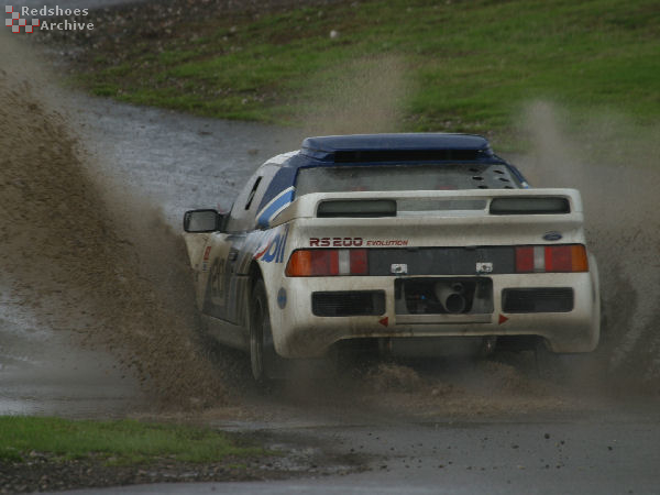 Ford RS200