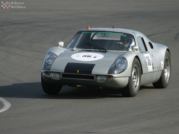 Porsche 904