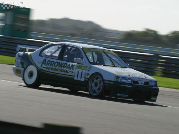 Peter Challis - Nissan Primera