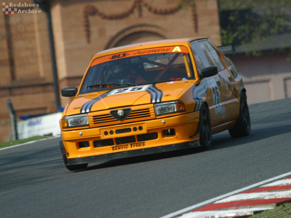 Bryan Shrubb - Alfa Romeo 33 Ti