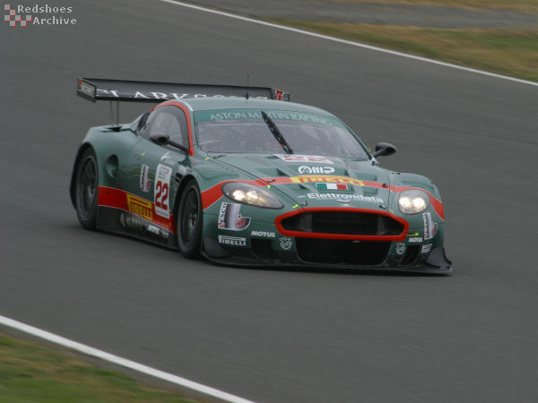 JMB Racing Maserati MC12 GT1