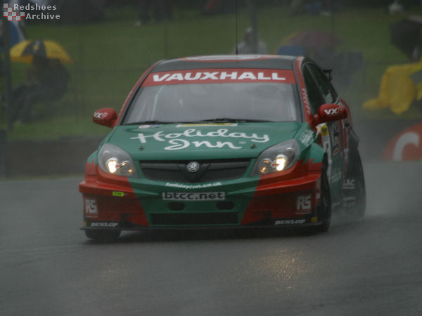 Fabrizio Giovanardi - Vauxhall Vectra