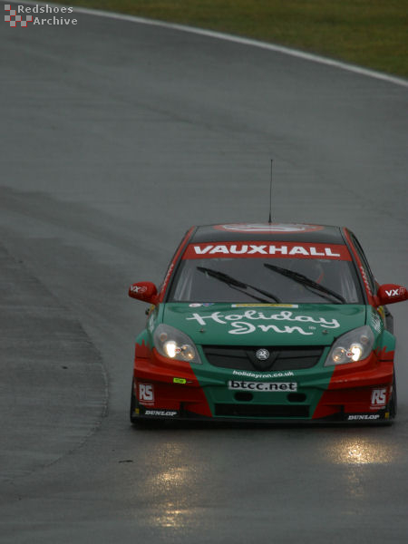 Fabrizio Giovanardi - Vauxhall Vectra