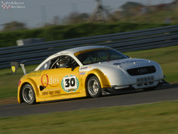 Steven Barnard - Audi TT