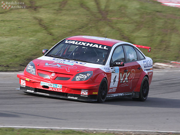 Matt Neal - Vauxhall Vectra