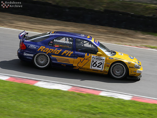 Bernard Hogarth - Ford Mondeo