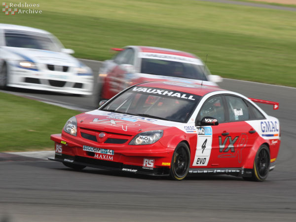 Matt Neal - Vauxhall Vectra