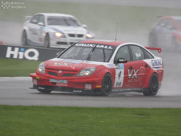 Matt Neal - Vauxhall Vectra