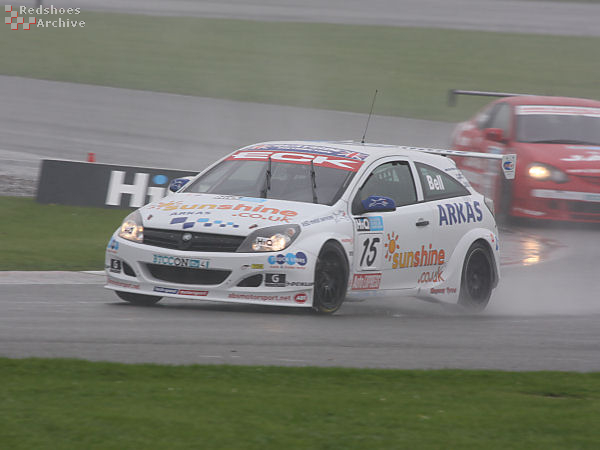 Martyn Bell - Vauxhall Astra