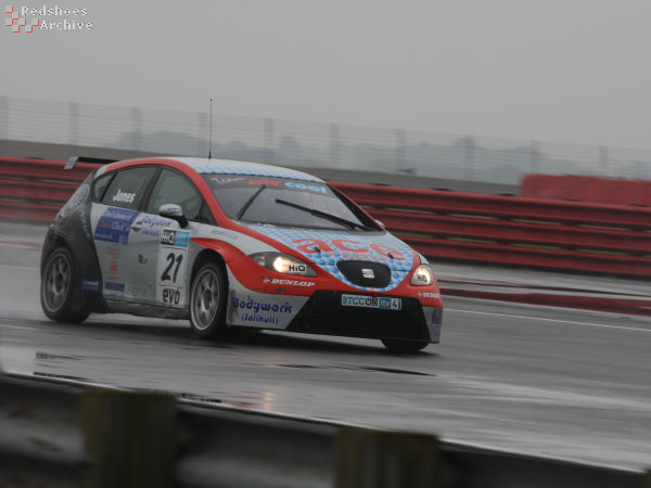 Adam Jones - SEAT Leon