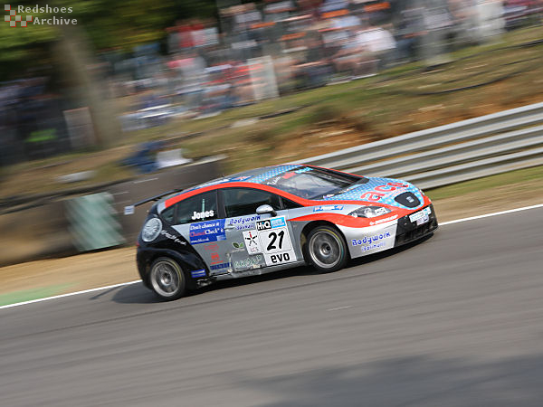 Adam Jones - SEAT Leon