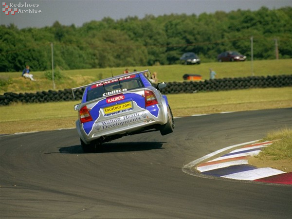 Tom Chilton - Barwell Astra