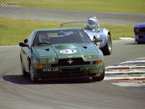 Aston Martin V8 Zagato