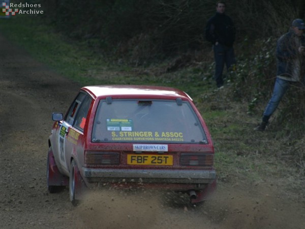 Stephen Stringer / Carrol Soanes - Lotus Sunbeam