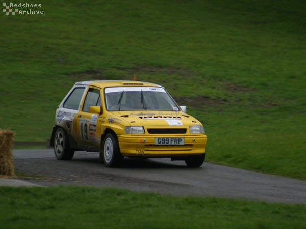 Richard Egger / Susie Carrermole - Vauxhall Nova