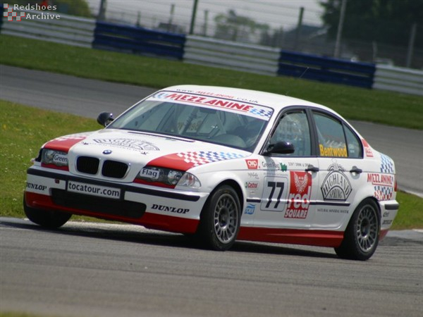 Michael Bentwood - BMW 320