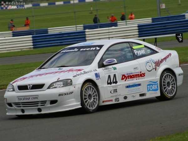 Gavin Pyper - Vauxhall Astra