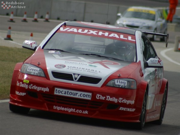 Yvan Muller - Vauxhall Astra