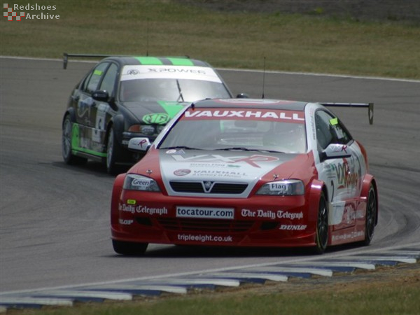 Yvan Muller - Vauxhall Astra