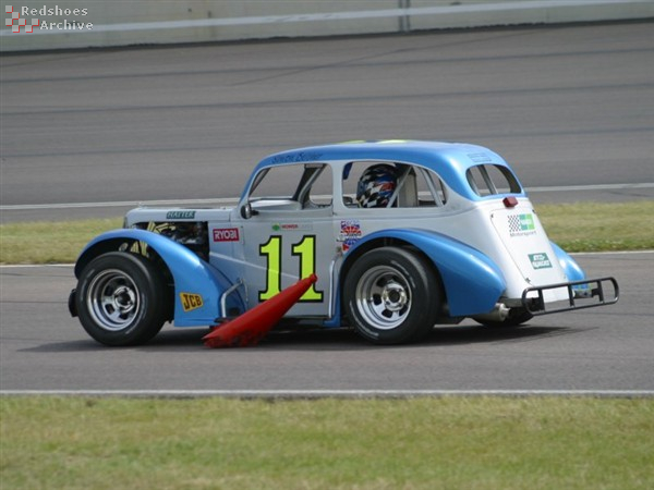 Simon Belcher snags a cone