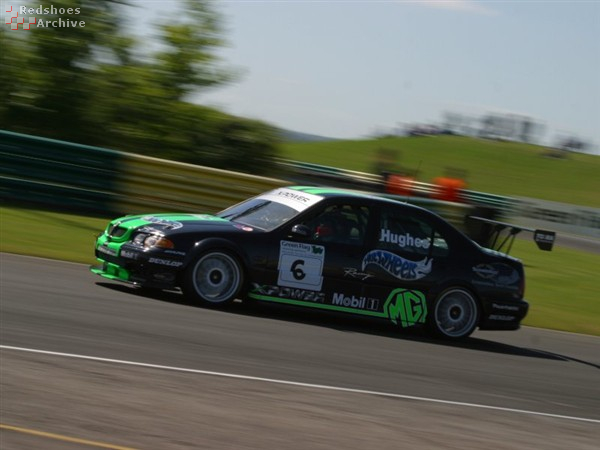 Warren Hughes - MG ZS