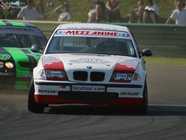 Michael Bentwood - BMW 320