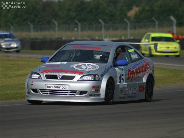 Gareth Howell - Vauxhall Astra