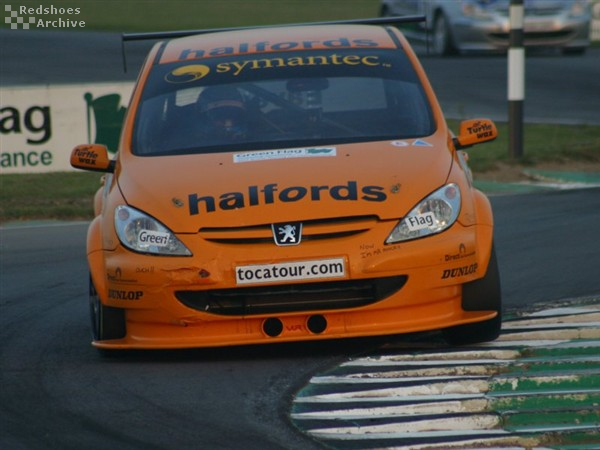 Dan Eaves - Peugeot 307