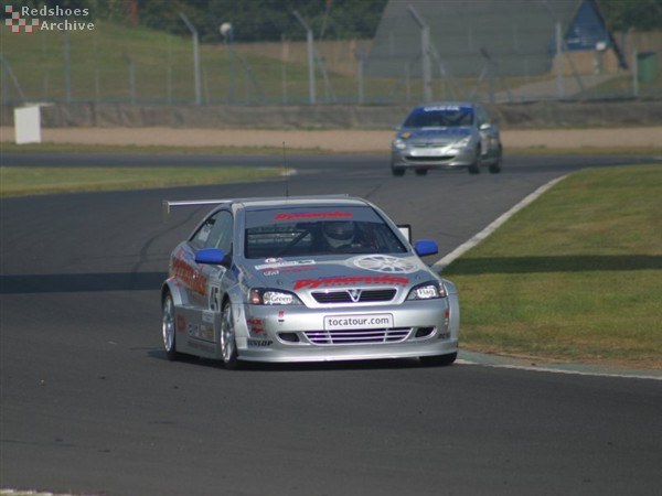 Gareth Howell - Vauxhall Astra