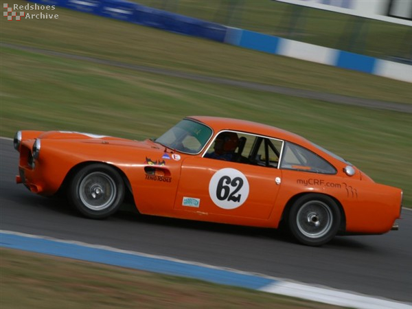 Aston Martin DB4