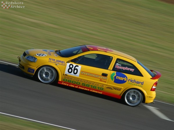 Russell Humphrey - Vauxhall Astra SRi