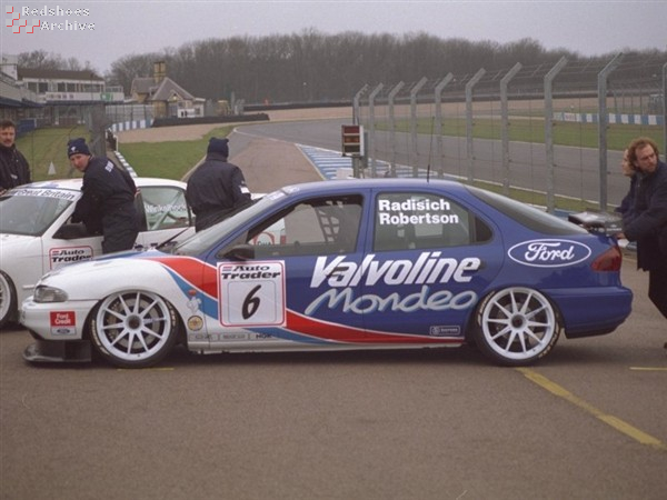 Team Mondeo - Ford Mondeo
