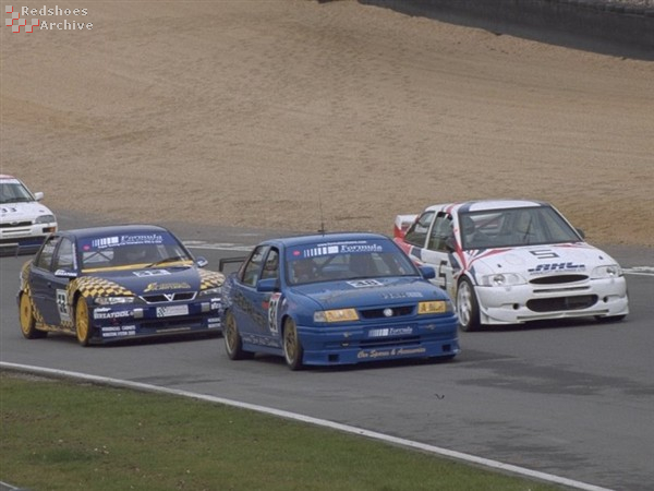 Vectra, Cavalier and Escort