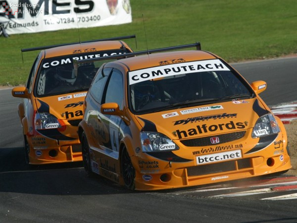 Computech Racing with Halfords