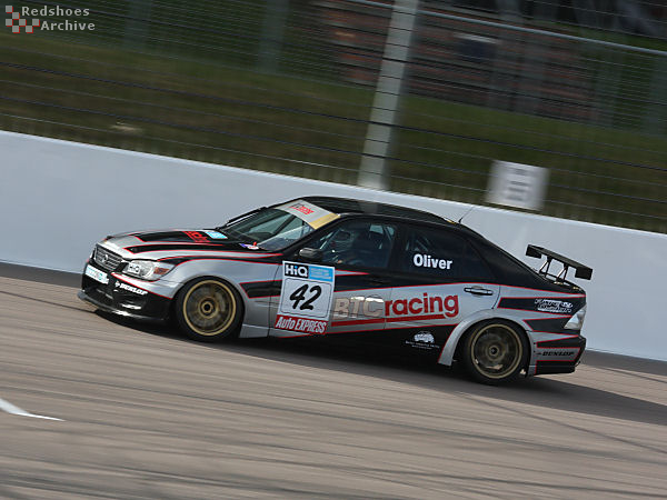 Stuart Oliver - Lexus IS200